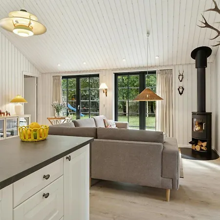 Feriehus Family Retreat Between Forest And In Odden Yderby
