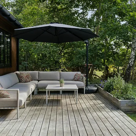 Family Retreat Between Forest And In Odden * Yderby